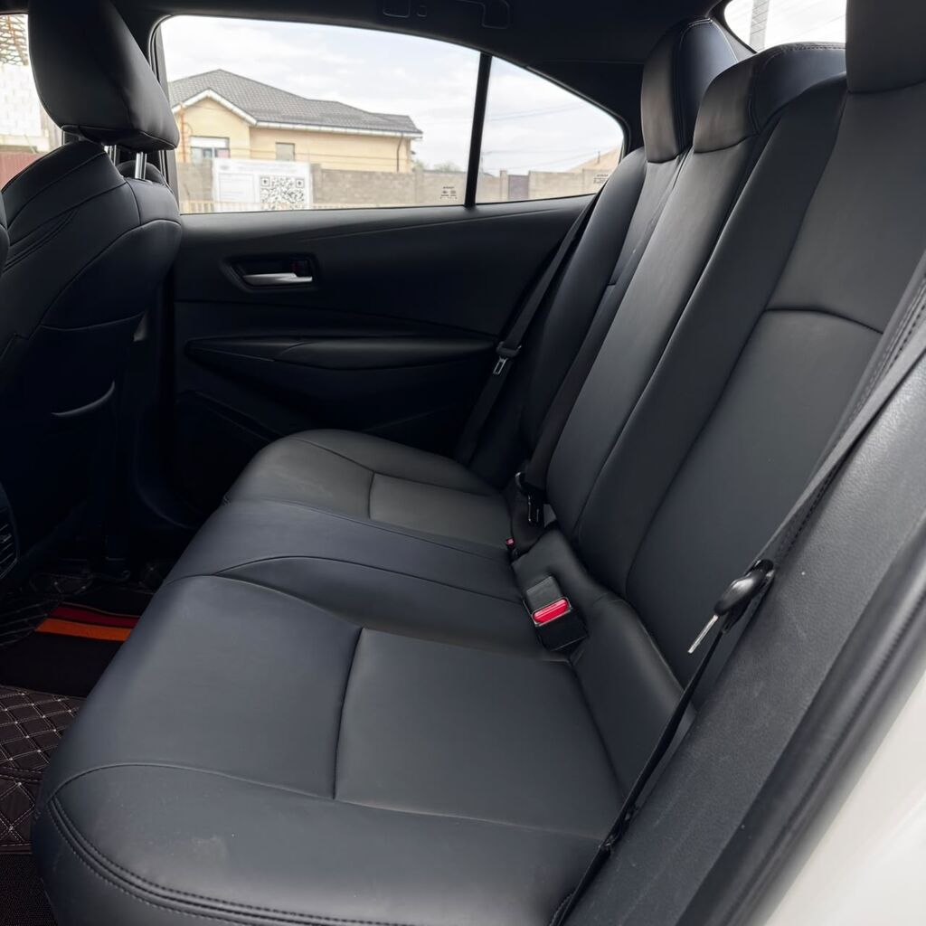 Toyota Levin: 2021 г., 1.8 л, Автомат, Гибрид, Седан: фото 3
