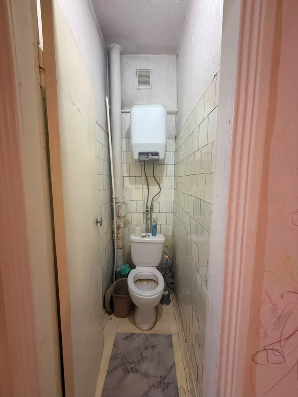2 комнаты, 46 м², Золотой квадрат Индивидуалка, 5 этаж, Требуется ремонт: фото 2