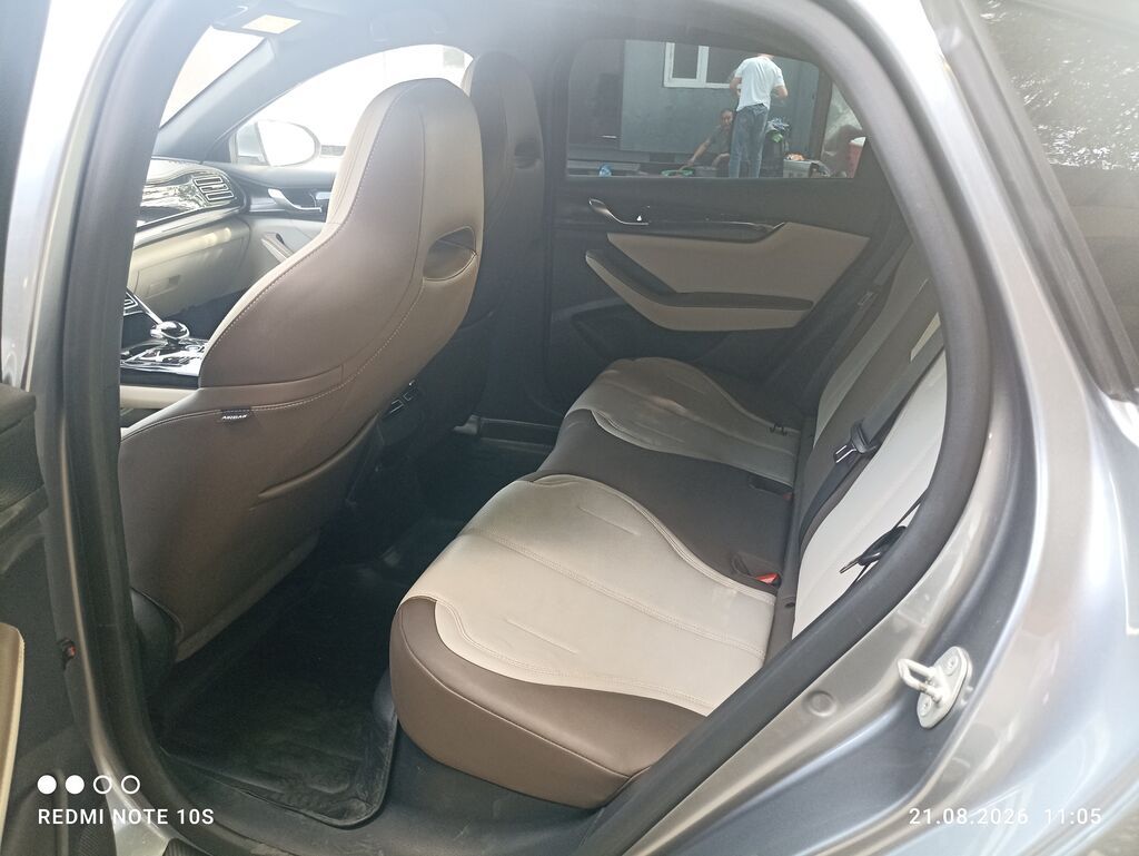 BYD Qin: 2023 г., 1.5 л, Автомат, Гибрид, Седан: фото 8