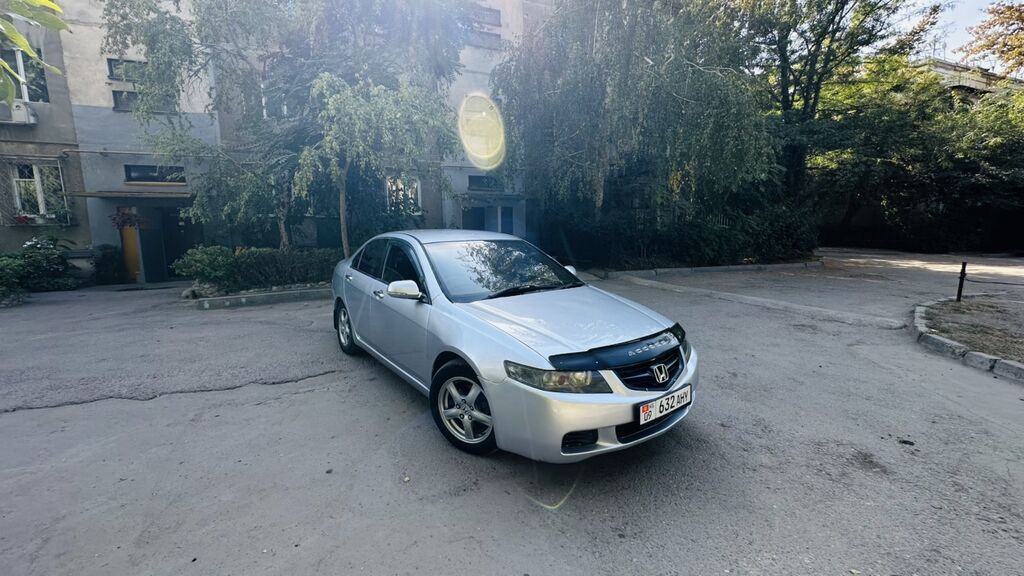 Honda Accord: 2005 г., 2 л, Автомат, Бензин, Седан: фото 1