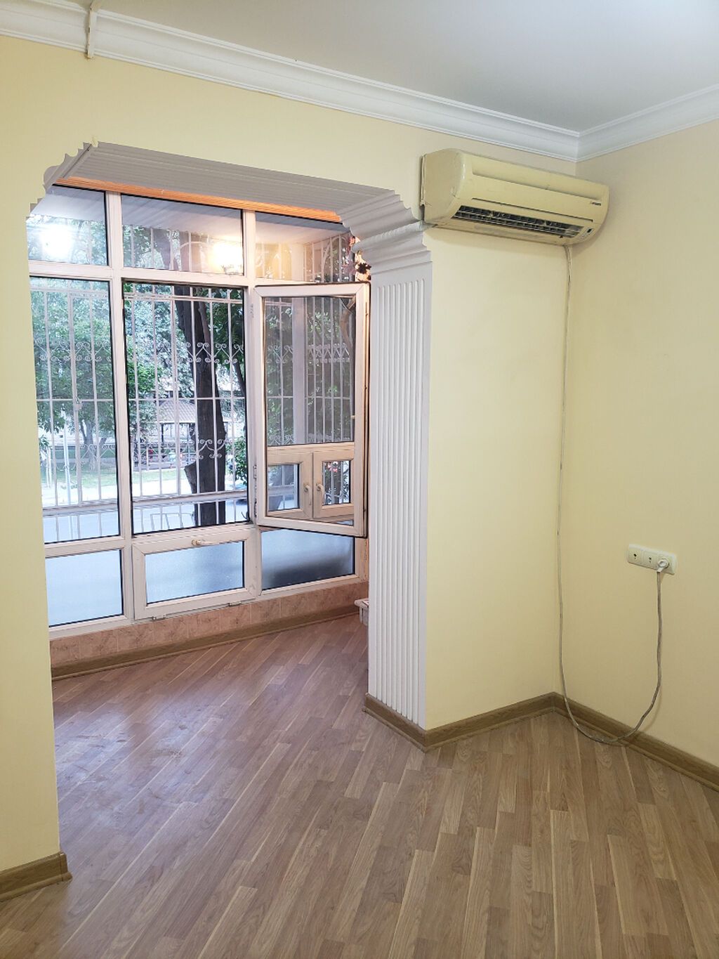Binəqədi rayonu, 9-cu mikrorayon, Mircəlal küçəsində 4 otaqlı ofis
