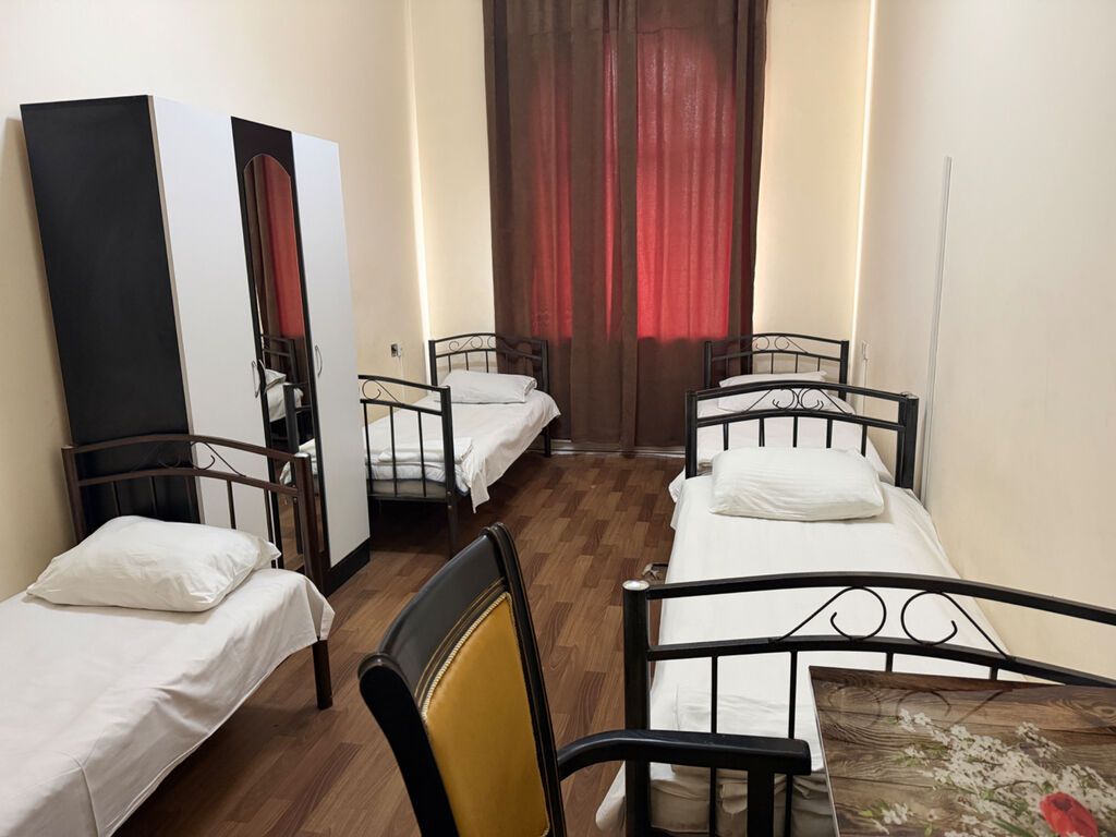 Badamdar Otel Tələbələrimizi salamlayır Otelimizde hostellerimiz