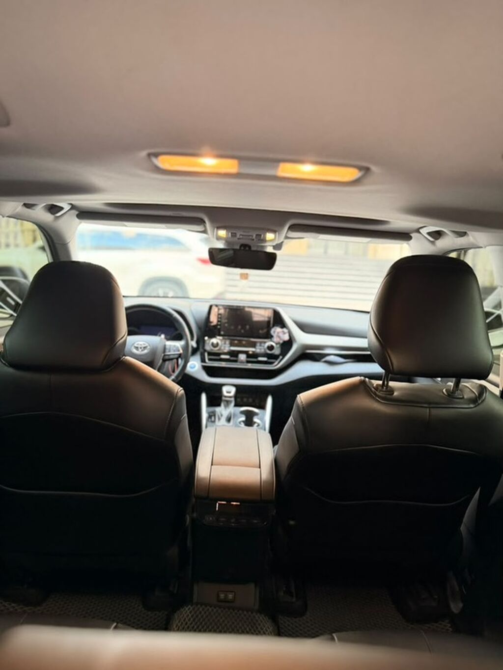 Toyota Highlander: 2021 г., 2.5 л, Автомат, Гибрид, Кроссовер: фото 2