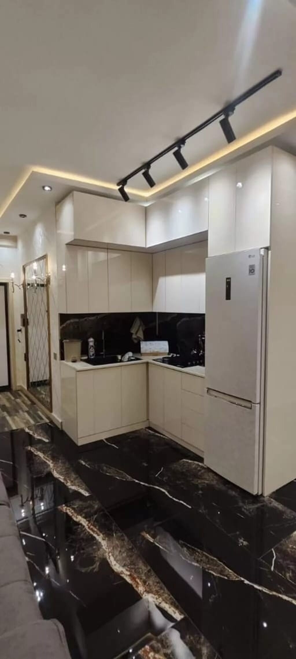 3 otaqlı, Yeni tikili, 95 kv. m