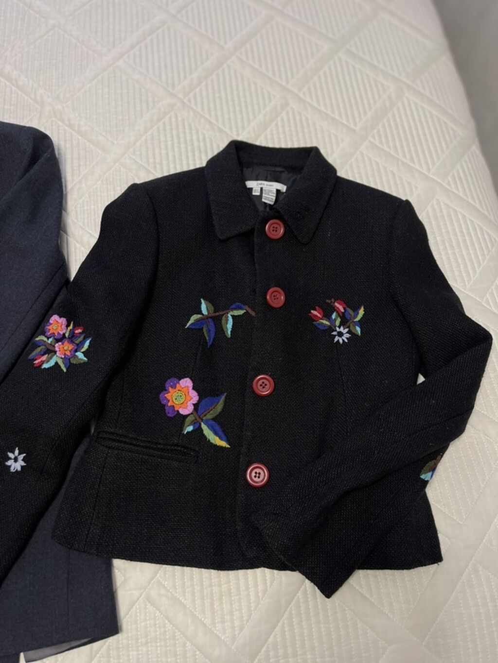 Жакеты (2 шт.) ЦЕНА за 1 пиджак 2000 сом 1) ZARA BASIC, женский -: фото 2