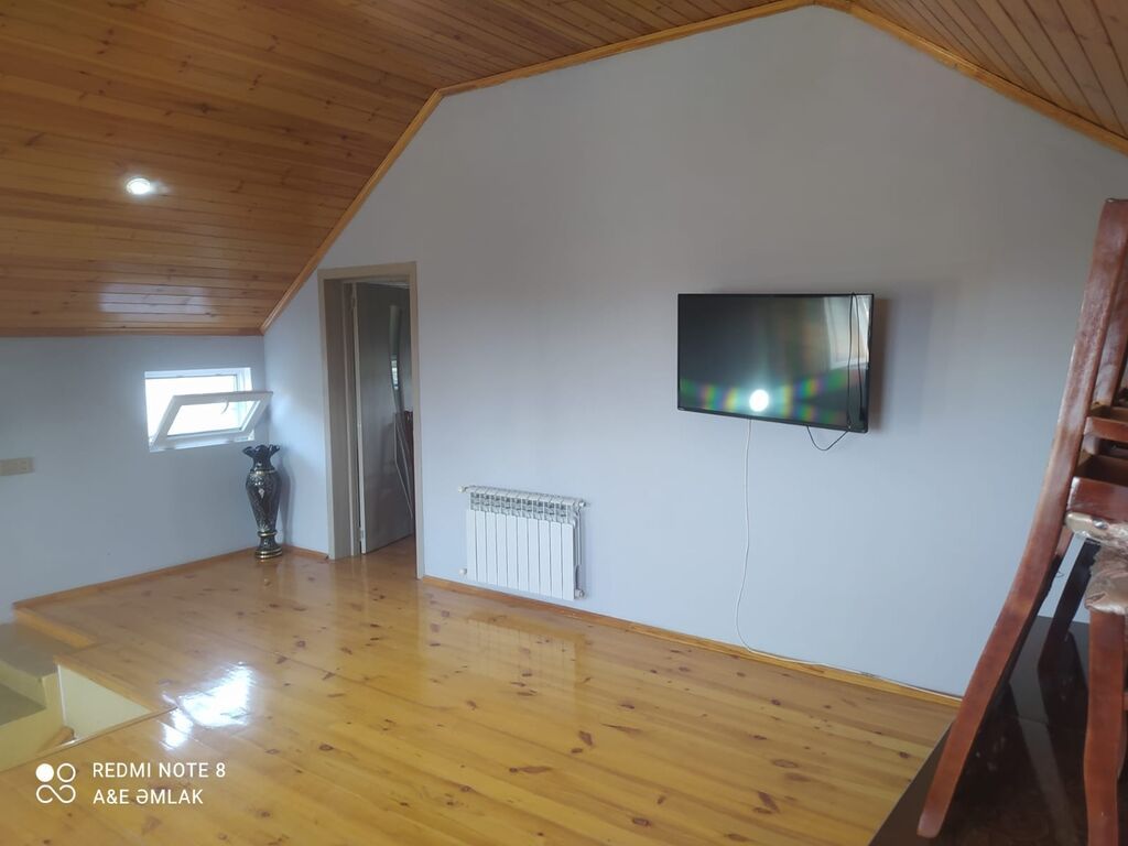 3 otaqlı, 96 kv. m, Kredit yoxdur, Orta təmir