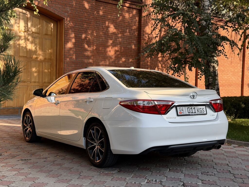 Toyota Camry: 2016 г., 2.5 л, Автомат, Бензин, Седан: фото 4
