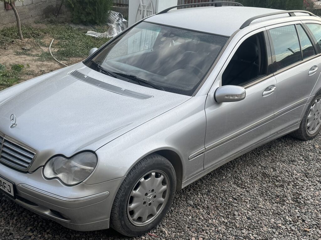 Mercedes-Benz C-Class: 2002 г., 2.6 л, Автомат, Газ, Универсал: фото 4