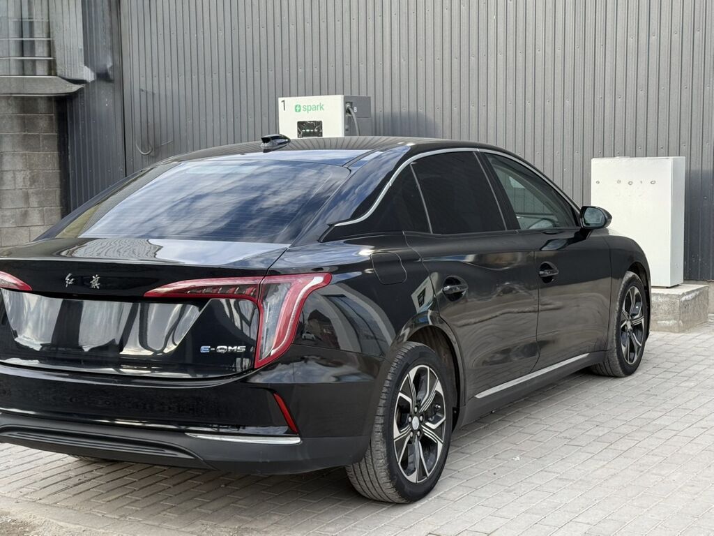 Продам электромобиль Hongqi E-QM5 2021 г.: фото 8
