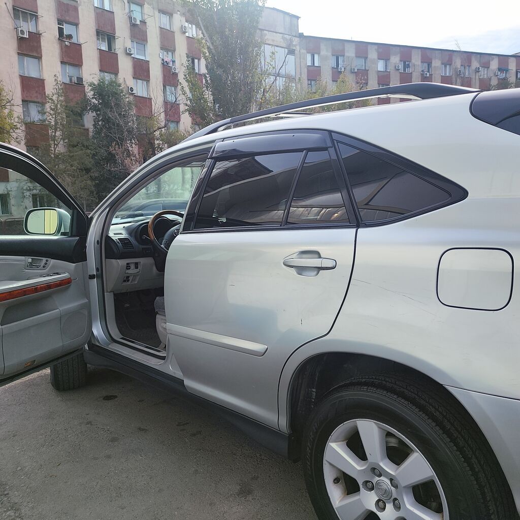 Lexus RX: 2004 г., 3.3 л, Автомат, Бензин, Кроссовер: фото 3