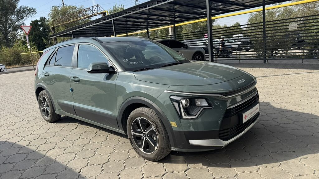 Kia Niro: 2022 г., 1.6 л, Робот, Гибрид, Кроссовер: фото 2