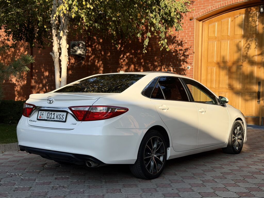 Toyota Camry: 2016 г., 2.5 л, Автомат, Бензин, Седан: фото 3