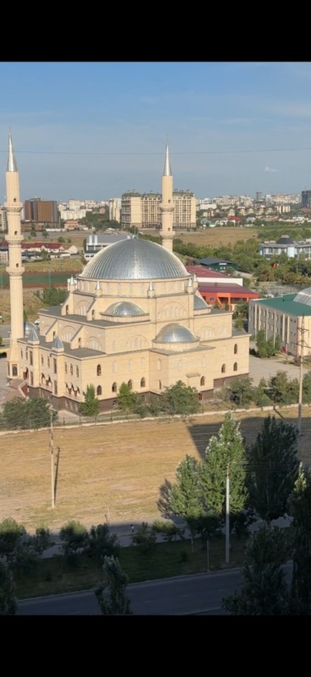 Сдается комната,2комнатанын залы берилет,только кыздарга,средний