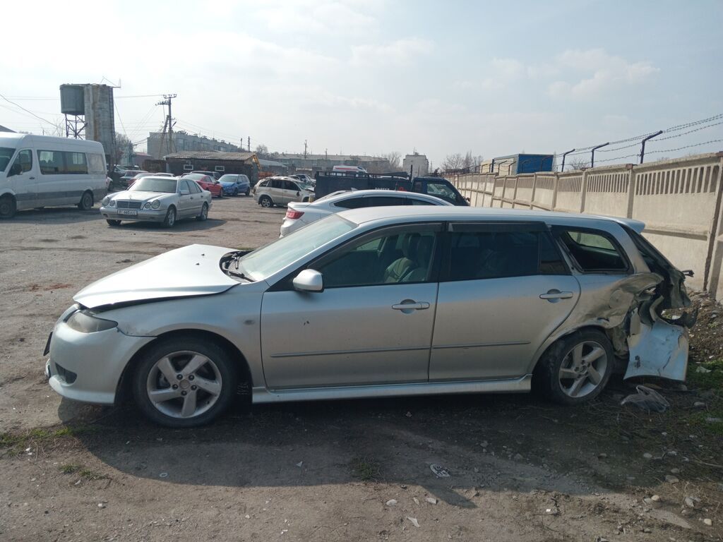 Mazda 6