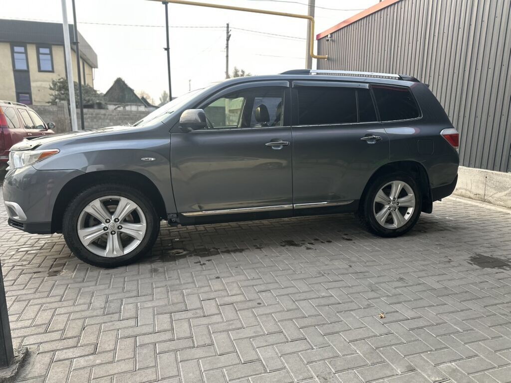 Toyota Highlander: 2013 г., 3.5 л, Автомат, Бензин, Кроссовер: фото 4