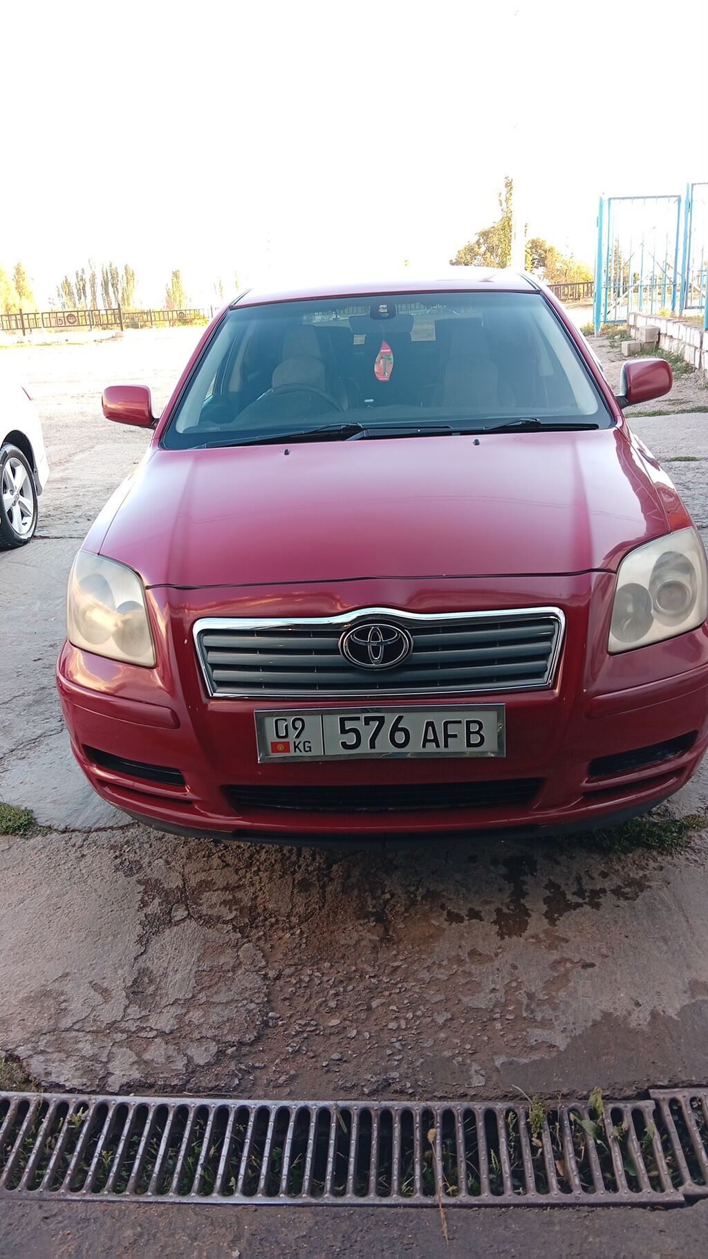 Toyota Avensis: 2003 г., 1.8 л, Типтроник, Седан: фото 4