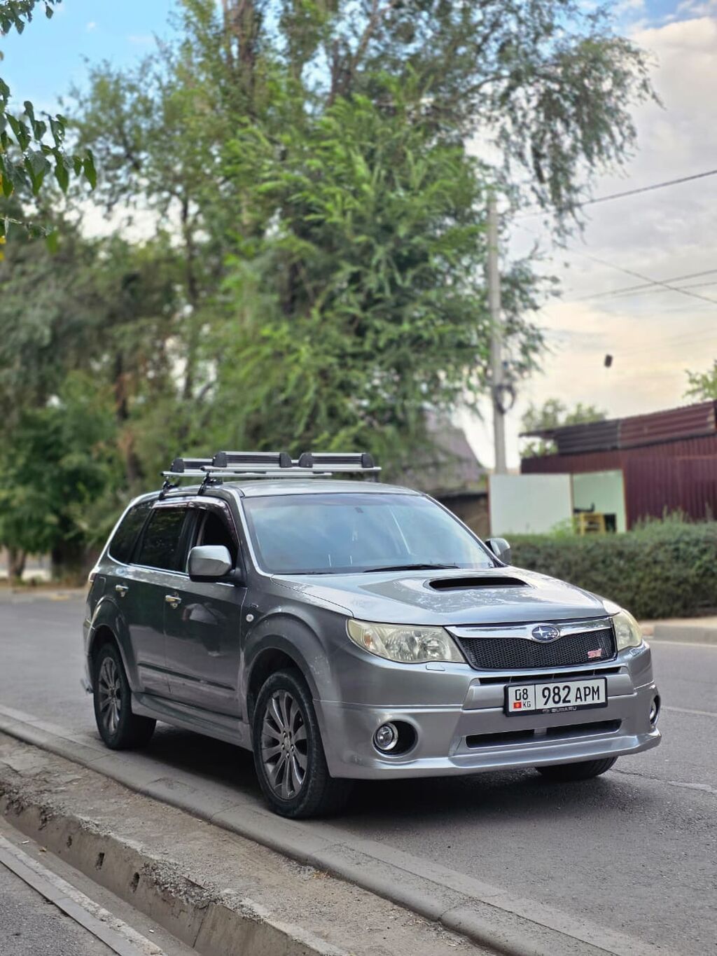 Subaru Forester: 2009 г., 2 л, Автомат, Бензин, Кроссовер: фото 2