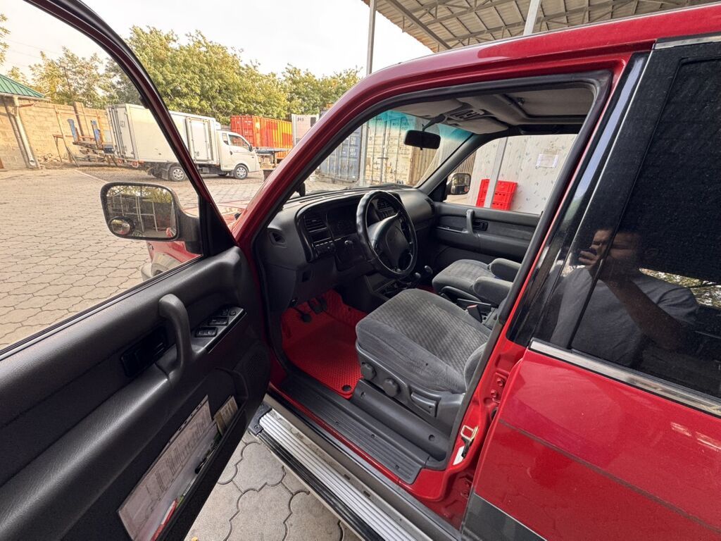Opel Monterey: 1996 г., 3.2 л, Механика, Бензин, Внедорожник: фото 8