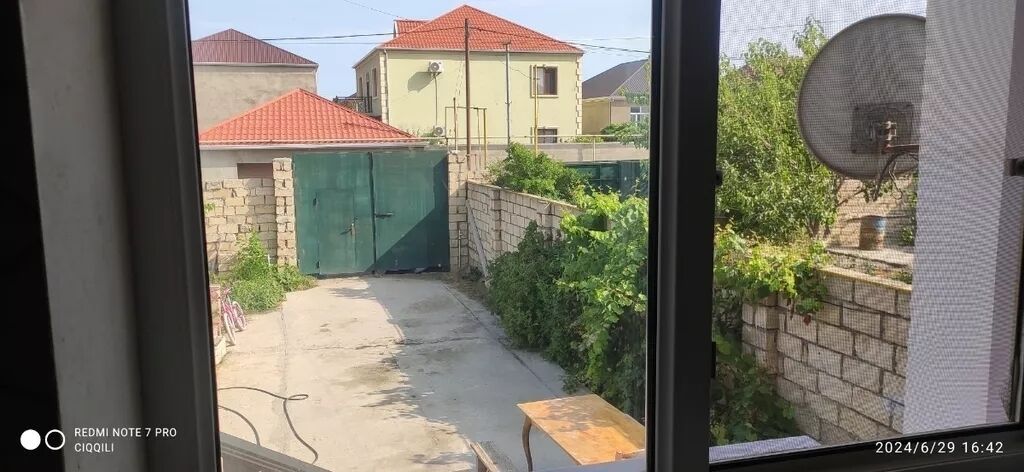 3 otaqlı, 100 kv. m, Kredit yoxdur, Yeni təmirli