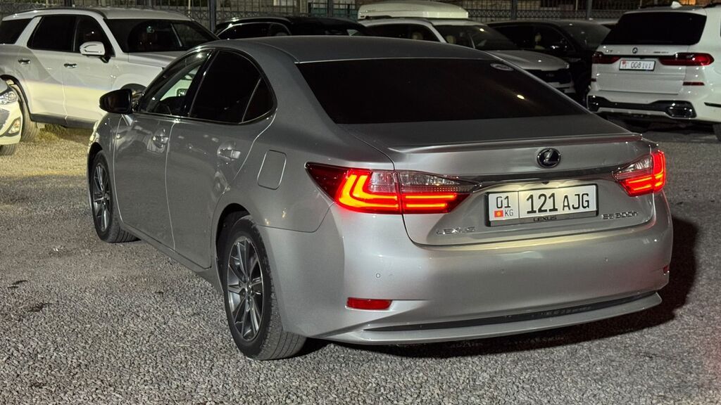 Lexus ES: 2016 г., 3.5 л, Автомат, Бензин, Седан: фото 5