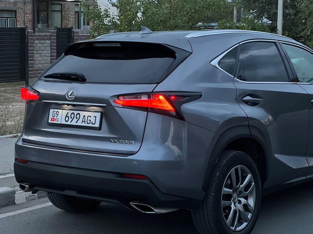 Lexus NX: 2016 г., 2 л, Бензин, Кроссовер: фото 6