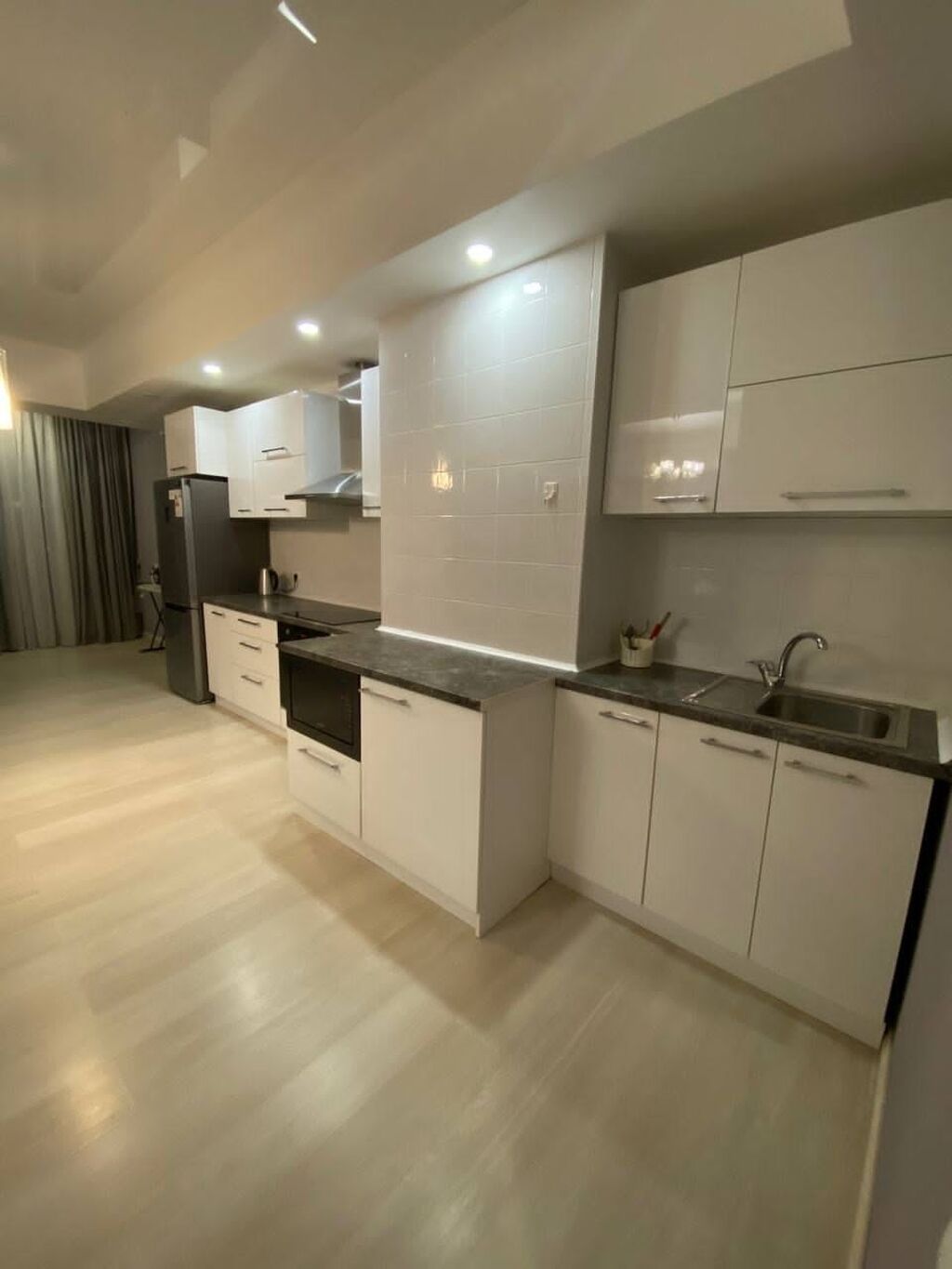 1 комната, 7 мкр, Душевая кабина, Парковка, Интернет, Wi-Fi, фото 4