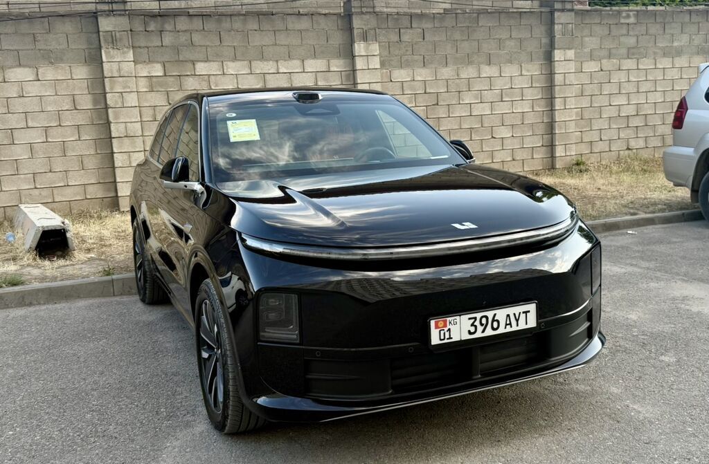 Lixiang L6: 2025 г., 1.5 л, Автомат, Гибрид, Кроссовер: фото 3