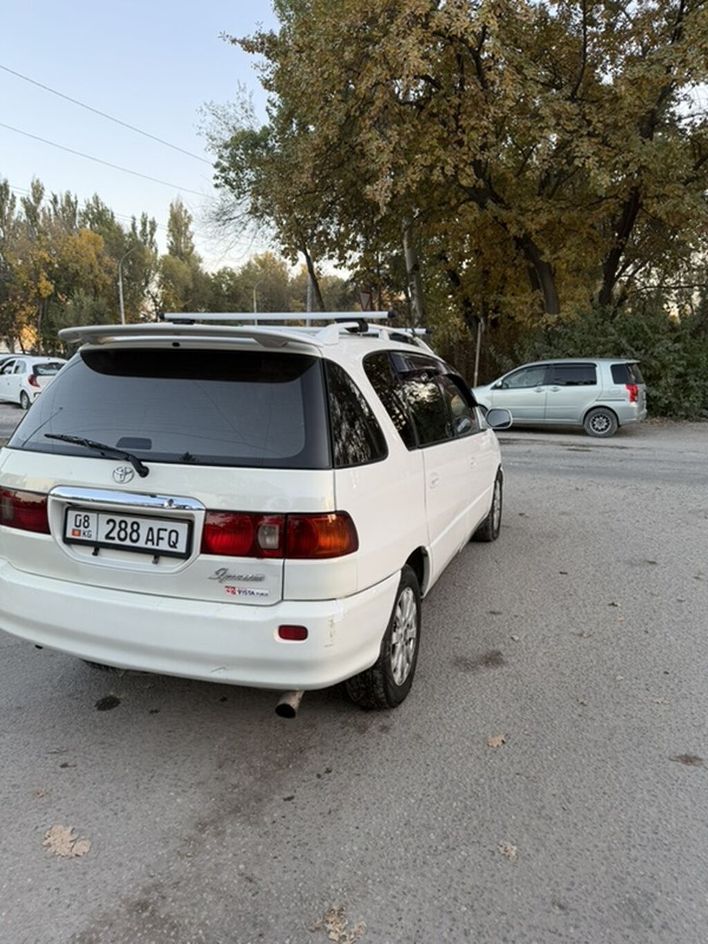 Toyota Ipsum: 2001 г., 2 л, Автомат, Бензин, Минивэн: фото 4