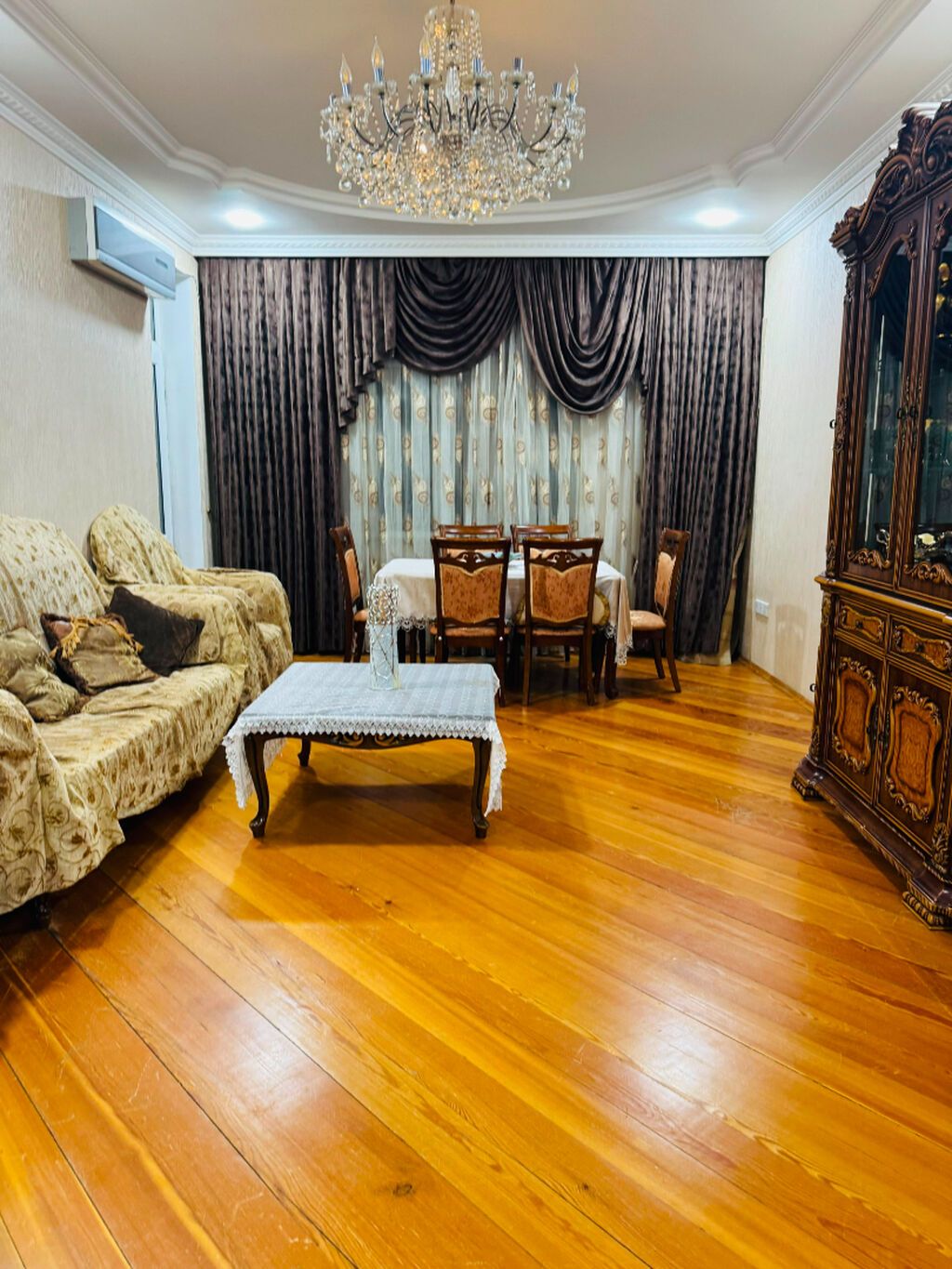 Təcili olaraq yeniyasamalda Qismət şadliqmsarayinin yaninda yeni