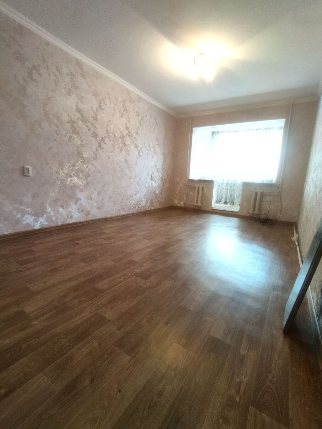 1 комната, 38 м², 3 мкр 104 серия, 3 этаж, Косметический ремонт: фото 1