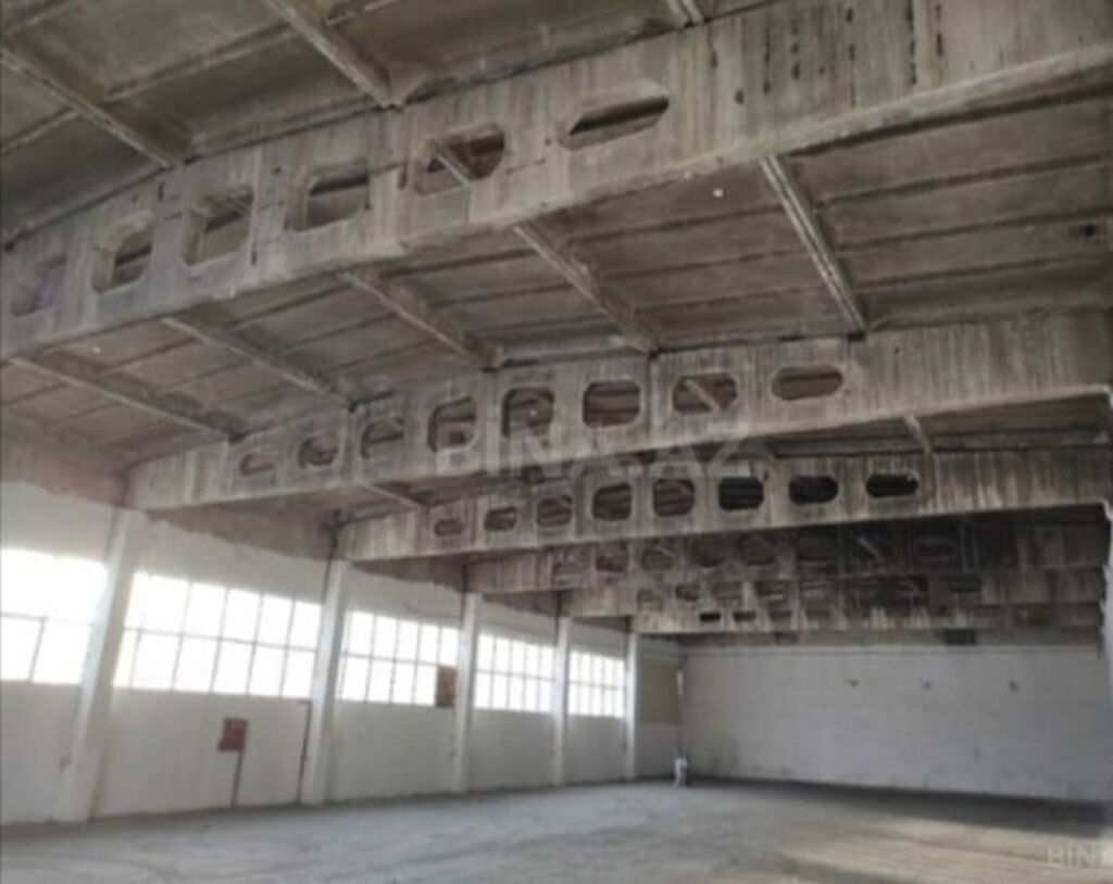 İcarəyə anbar sahəsi 1450 kvm,hundurluk 6.5 m, 2 mərtəbə Ofis binasi