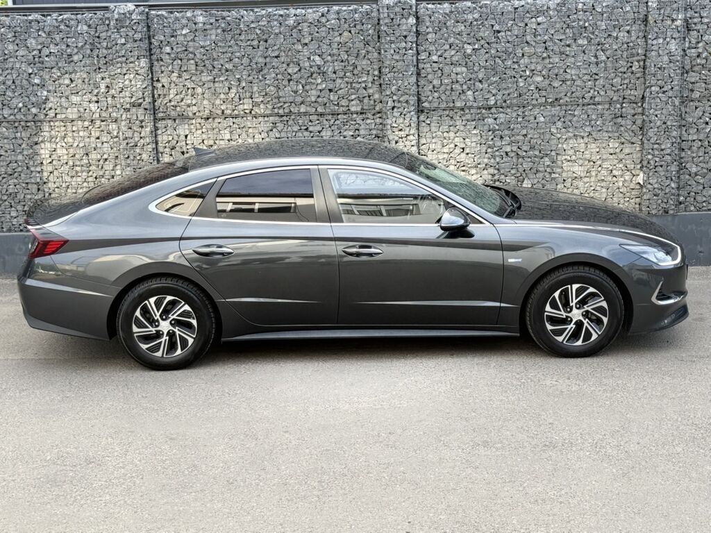 Hyundai Sonata: 2019 г., 2 л, Автомат, Гибрид, Седан: фото 4