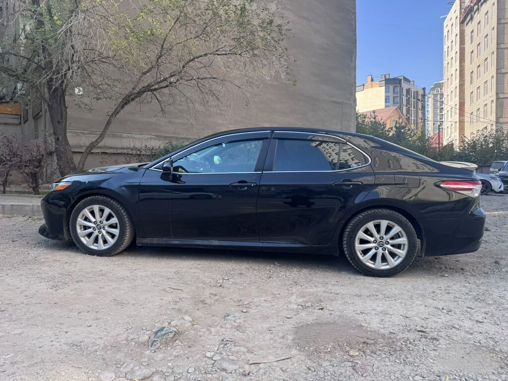 Toyota Camry: 2018 г., 2.5 л, Автомат, Бензин, Седан: фото 5