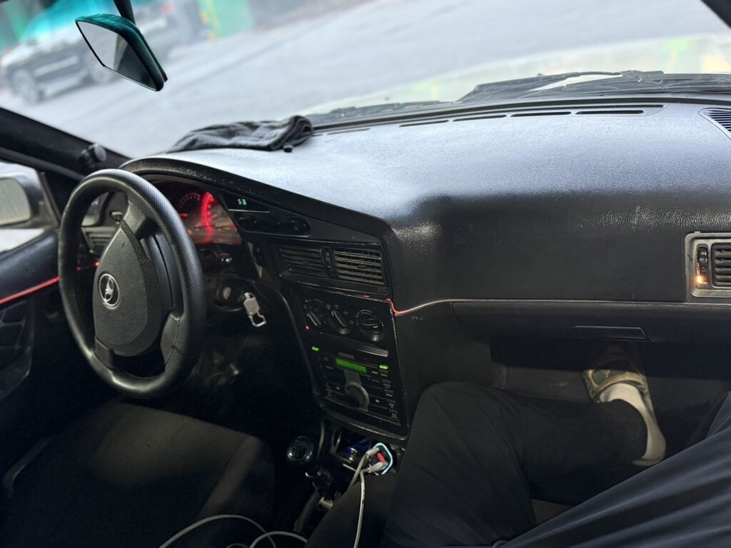 Daewoo Nexia: 2012 г., 1.5 л, Механика, Бензин, Седан: фото 5