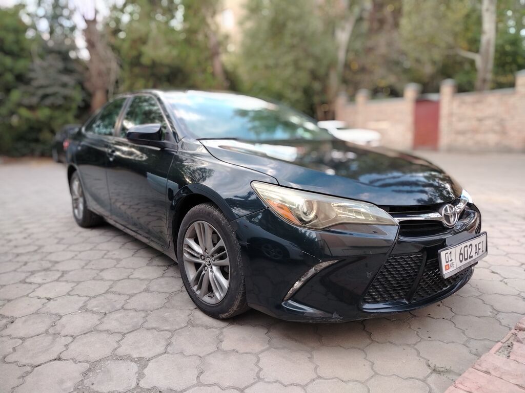 Toyota Camry: 2015 г., 2.5 л, Механика, Бензин, Седан: фото 3