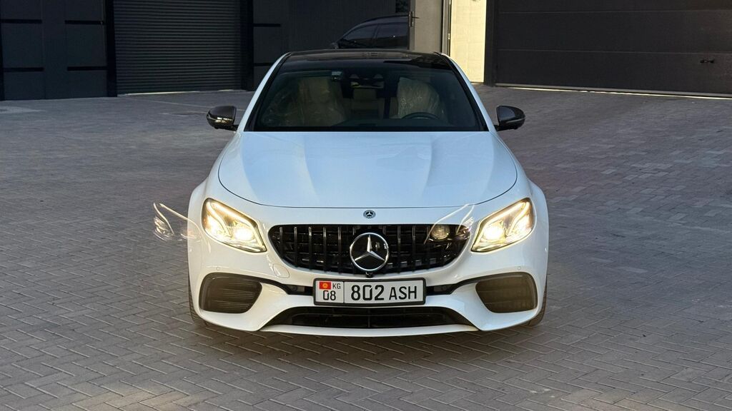 Mercedes-Benz E-класс AMG: 2020 г., 4 л, Автомат, Бензин, Седан: фото 4