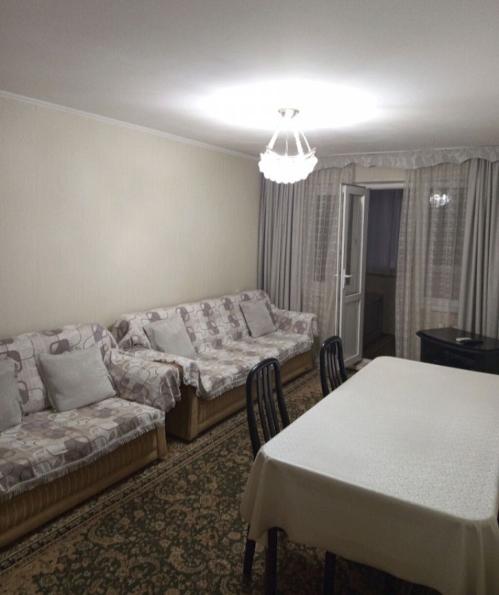3 комнаты, 8 мкр Собственник, Семейным, от 1 года, С мебелью полностью: фото 2