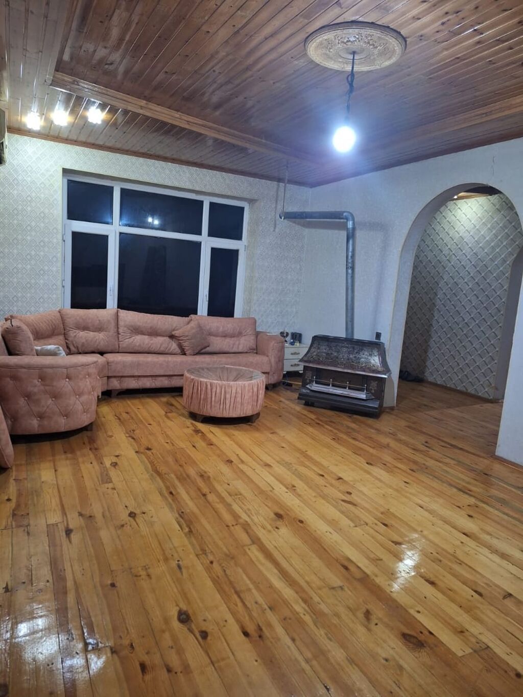 4 otaqlı, 132 kv. m, Kredit yoxdur, Orta təmir