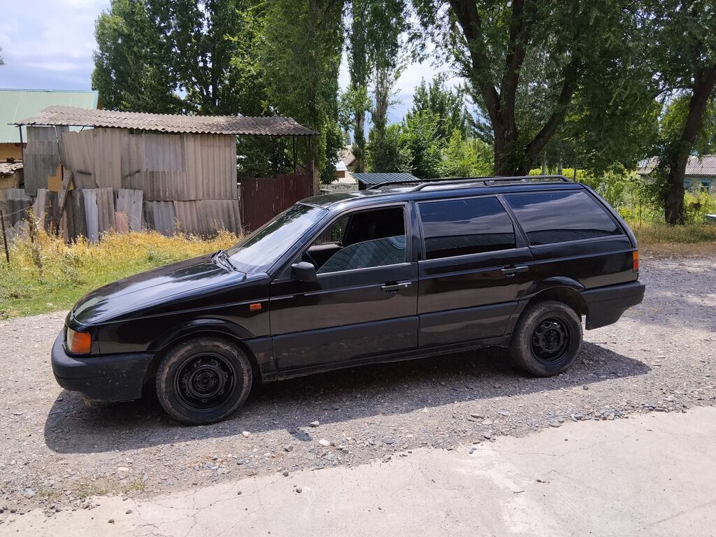 Volkswagen Passat Variant: 1991 г., 2 л, Механика, Бензин, Универсал: фото 4