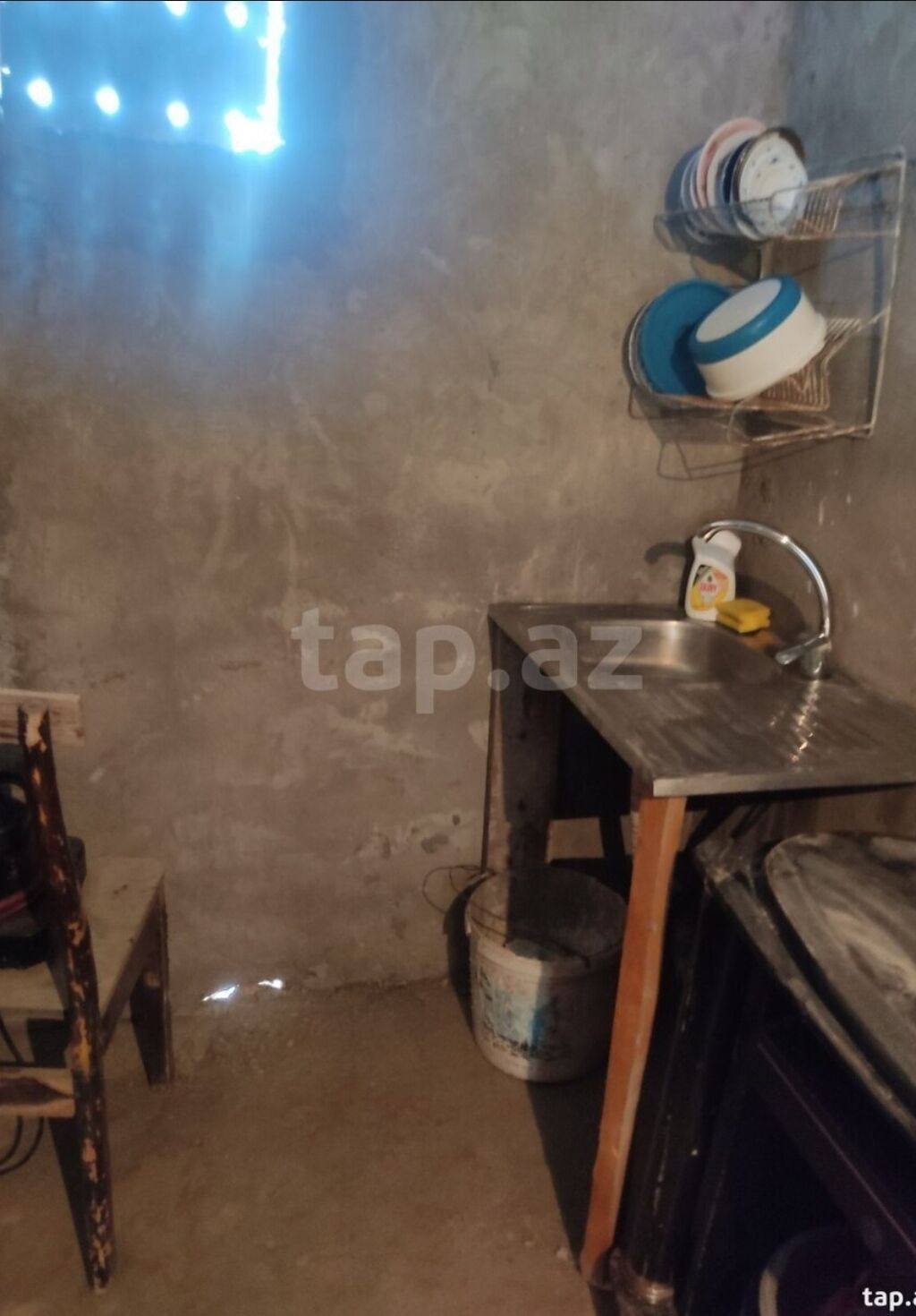 6 otaqlı, 145 kv. m, Kredit var, Təmirsiz