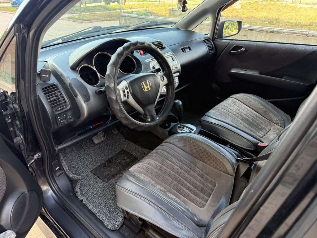Honda Jazz 2008, 1.3 л, автомат: фото 8