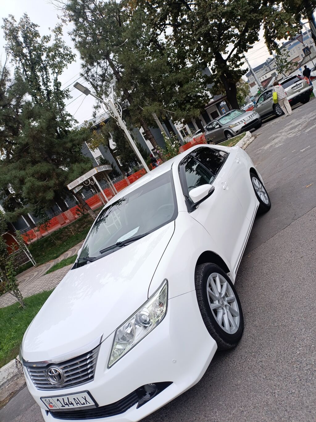 Toyota Camry: 2013 г., 2.4 л, Автомат, Газ, Седан: фото 2