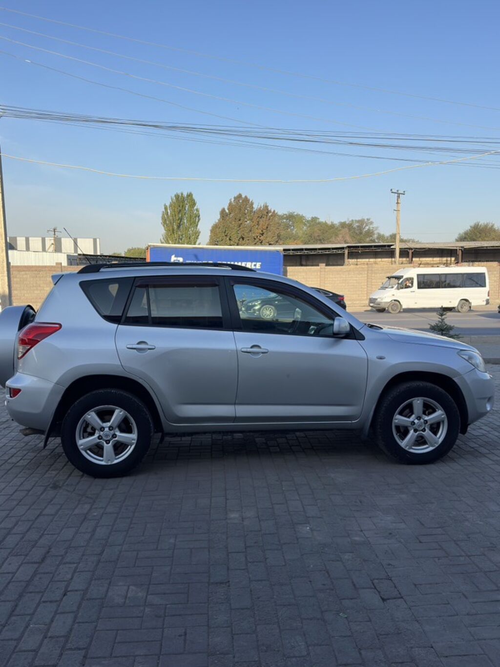 Toyota RAV4: 2007 г., 2 л, Автомат, Бензин, Кроссовер: фото 6