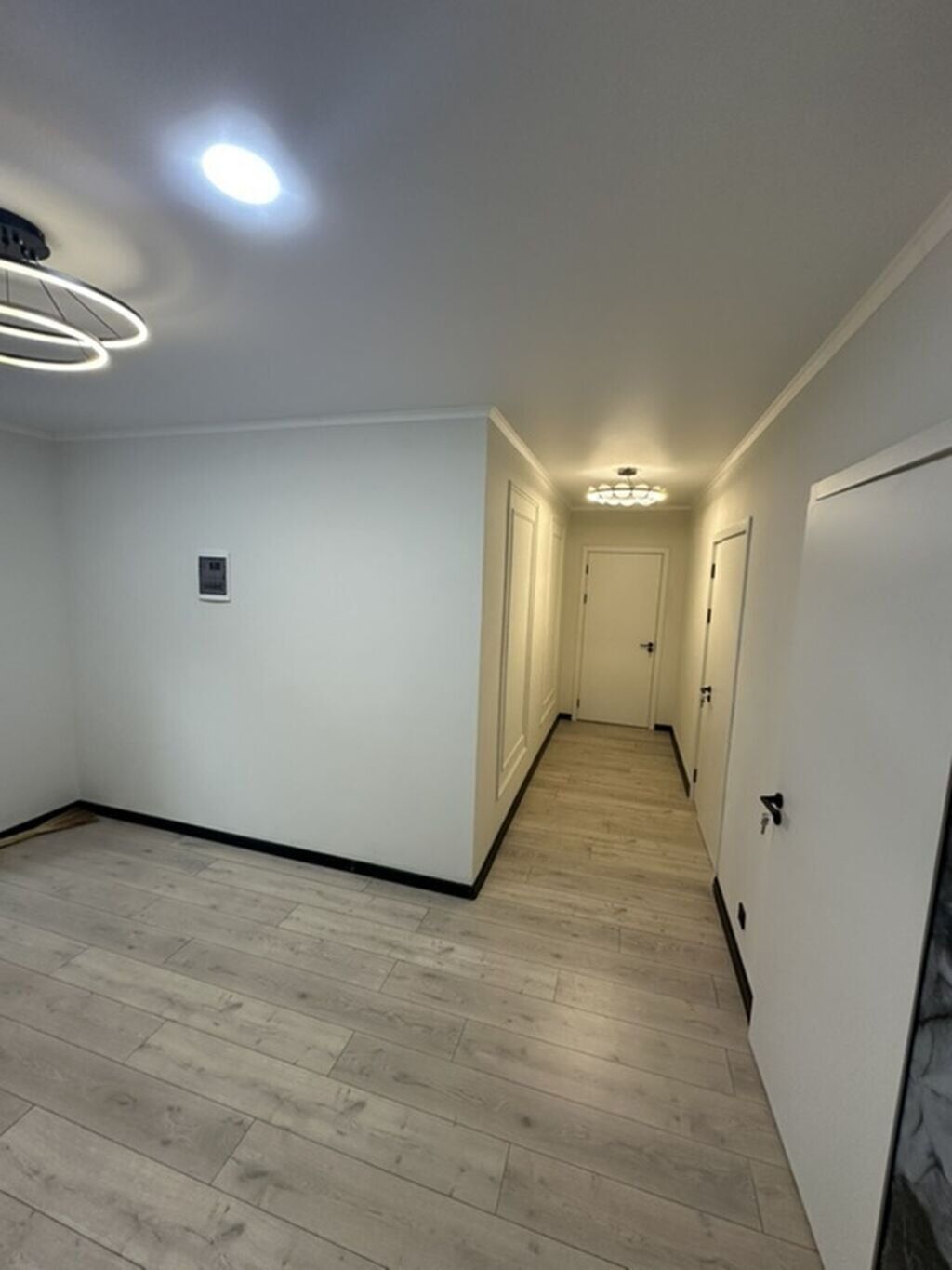 2 комнаты, 74 м², Пишпек Элитка, 2 этаж, Свежий ремонт: фото 2