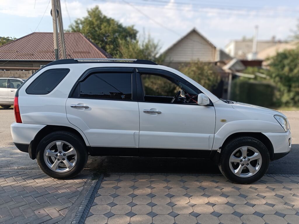Kia Sportage: 2009 г., 2 л, Типтроник, Дизель, Кроссовер: фото 6
