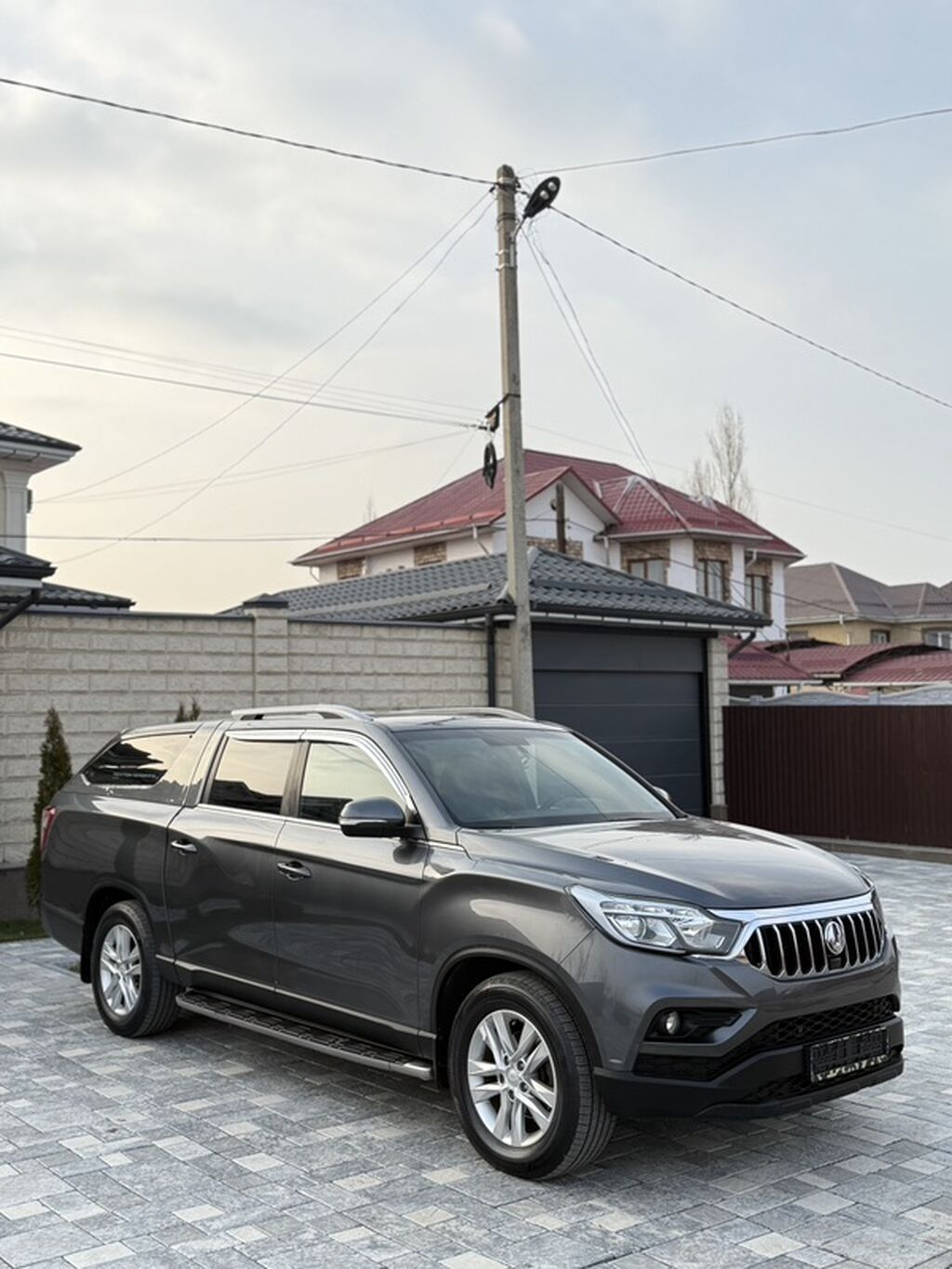 Ssangyong Rexton Khan
