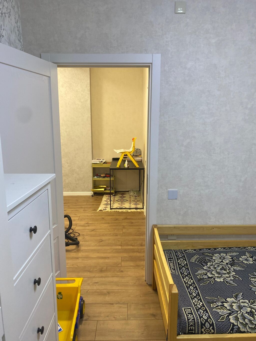 3 otaqlı, Yeni tikili, 83 kv. m