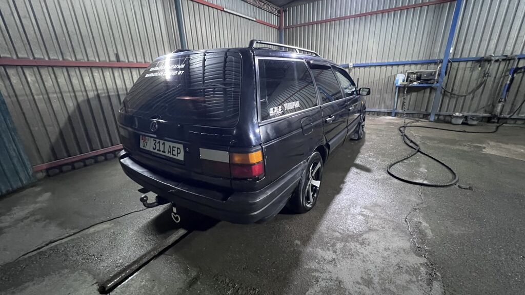 Volkswagen Passat Variant: 1991 г., 1.8 л, Механика, Бензин, Универсал: фото 6