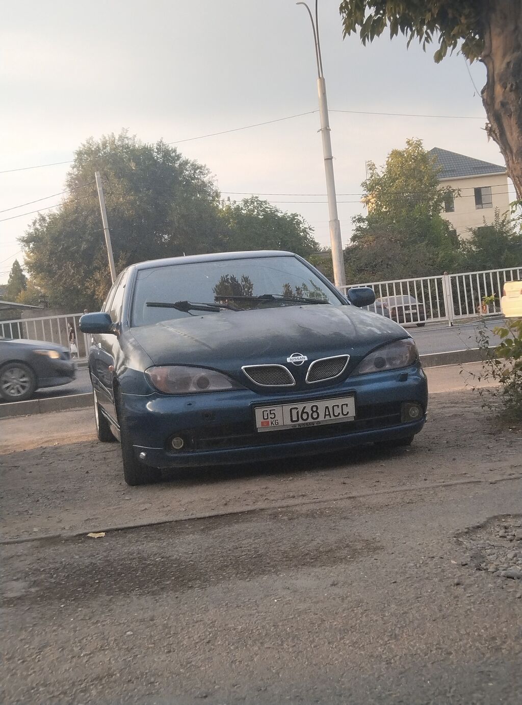 Nissan Primera: 1999 г., 2 л, Автомат, Седан: фото 3
