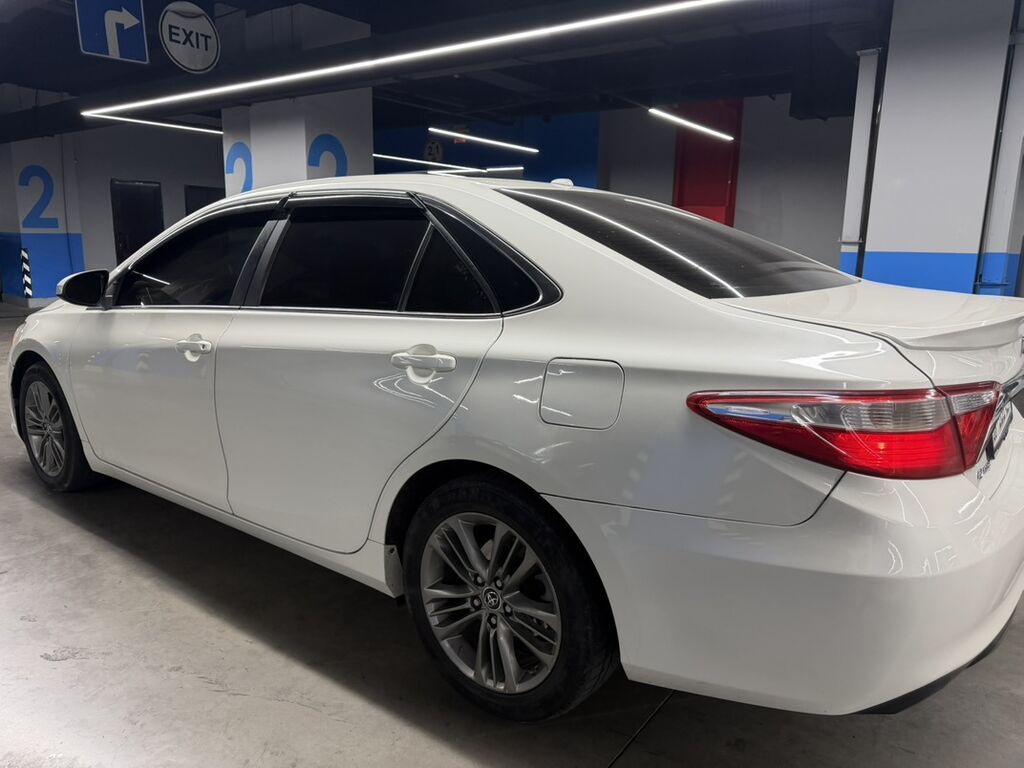 Toyota Camry: 2015 г., 2.5 л, Автомат, Бензин, Седан: фото 3